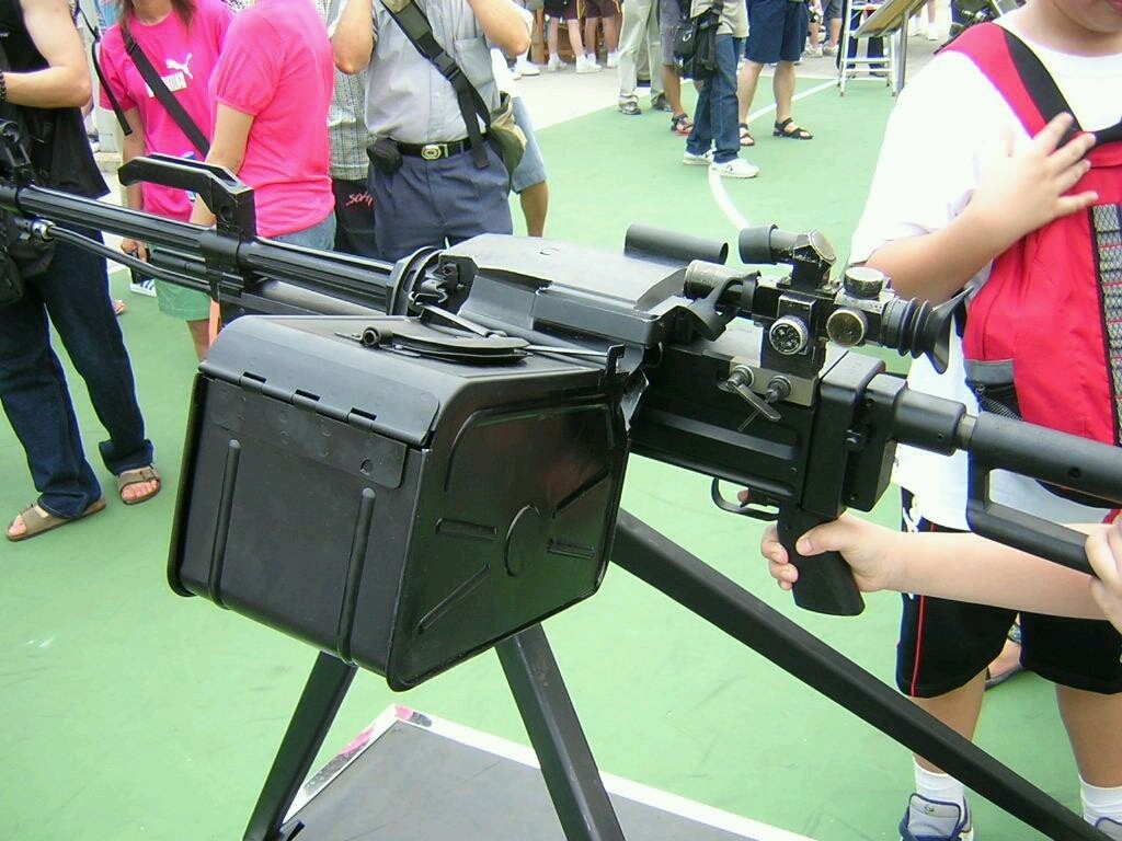 QJZ89式重机枪：对标苏军的国产*器武**，轻便程度连美俄都感叹