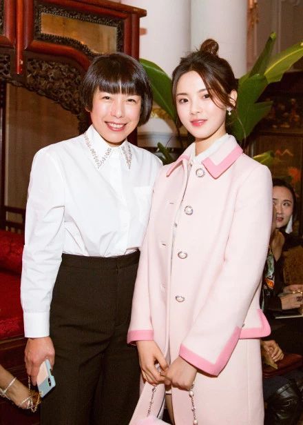 杨超越小网红,杨超越淘宝模特图片