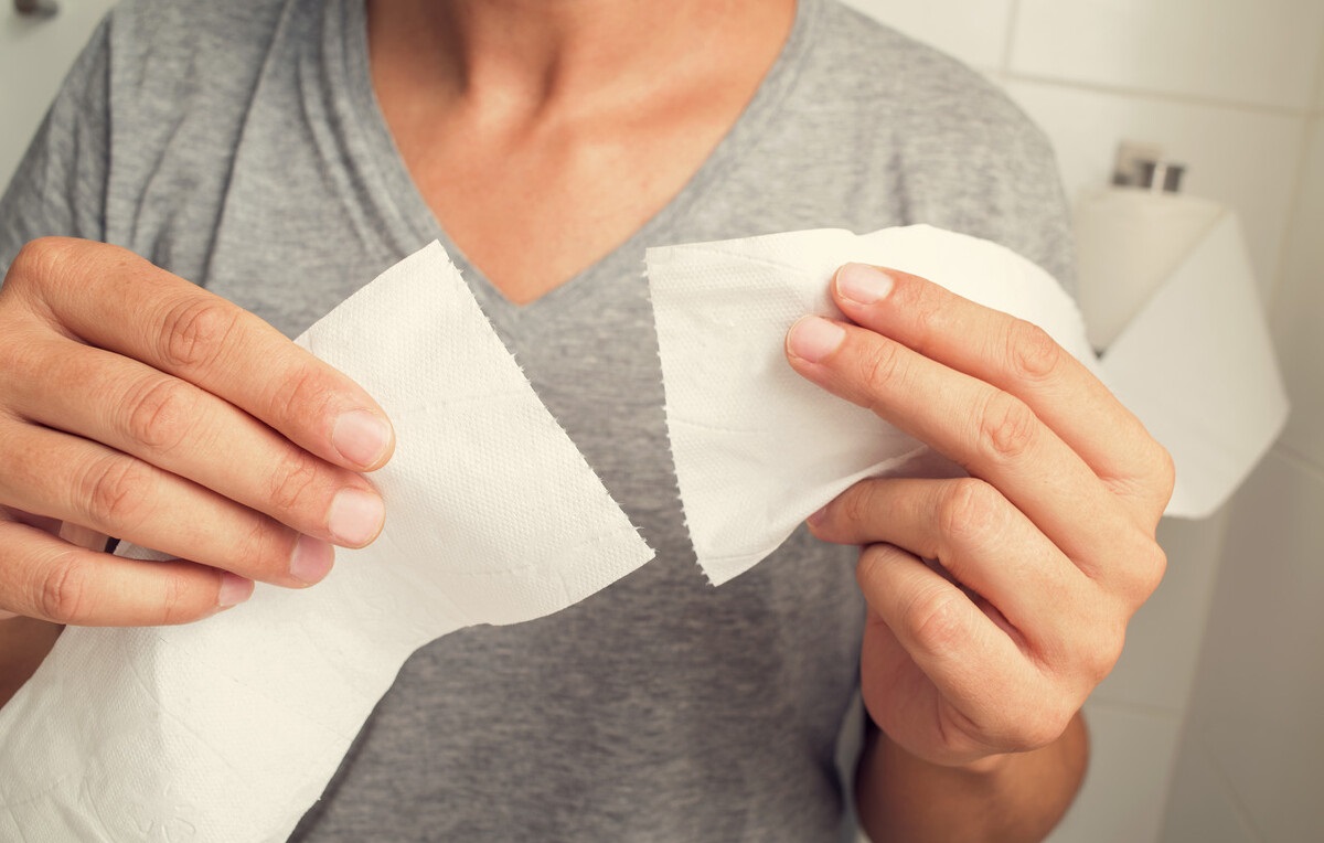 老年人便秘吃泻药又拉肚子怎么办,老人便秘长期服用药物可以停吗