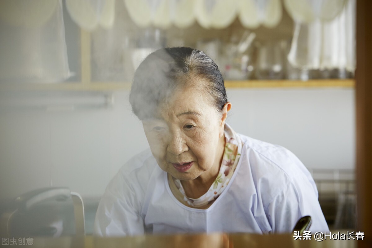 两人之间的代沟,两代人的代沟有多可怕