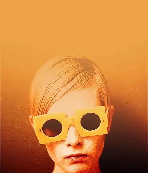 体重41kg的她，*翻推**了梦露性感丰腴的审美革命，成划时代流行符号