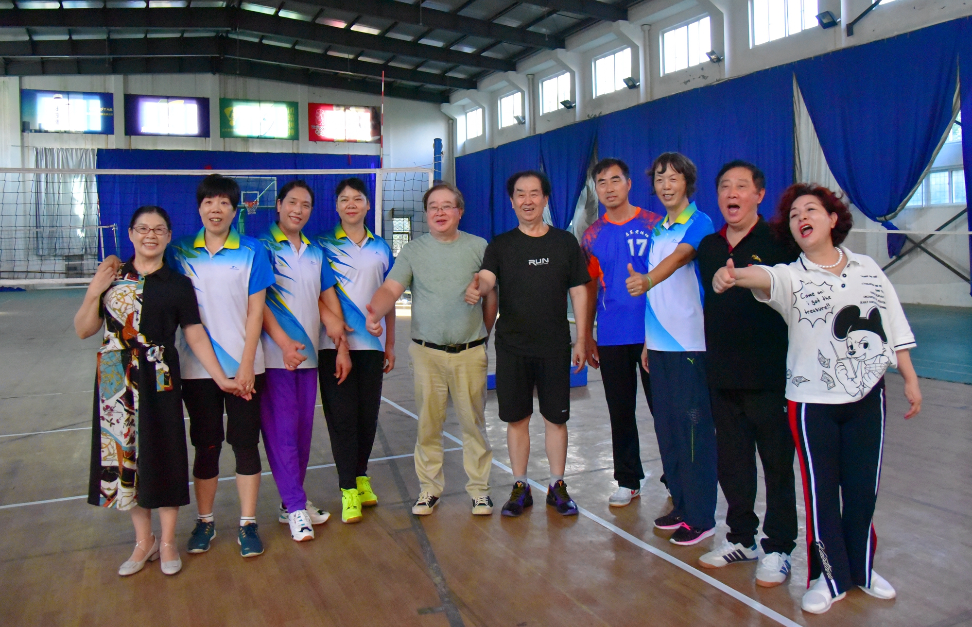 故乡情老同学,家乡老同学相聚