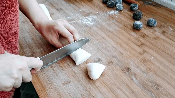 家里老人过大寿寿桃,老人过生日做几个寿桃