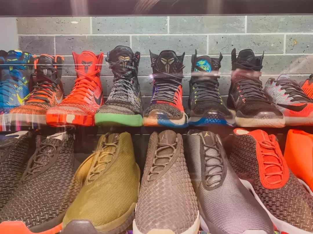 广州潮流球鞋文化胜地！3家鞋迷们不得不知道的店，我都探好路了