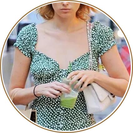 什么样的脸型适合什么样的领口,衬衫大领口好看还是小领口好看