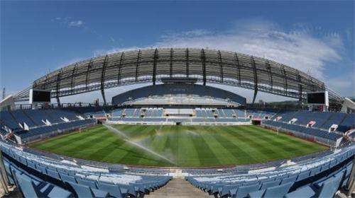 02年世界杯卡恩扑出韩国的球,02年韩国vs德国卡恩扑救