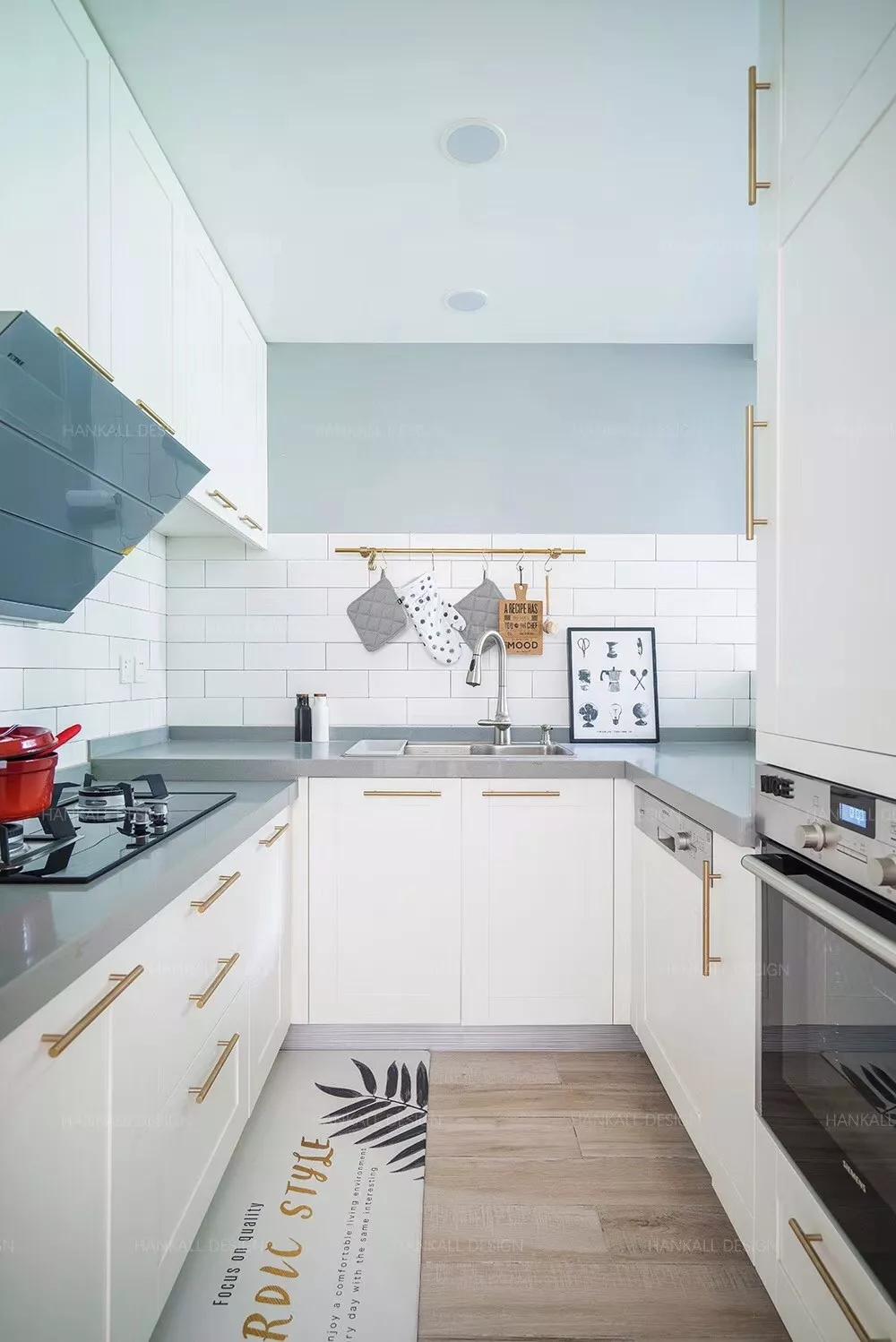 厨房台面什么颜色耐用好看,厨房台面哪种材料最耐脏