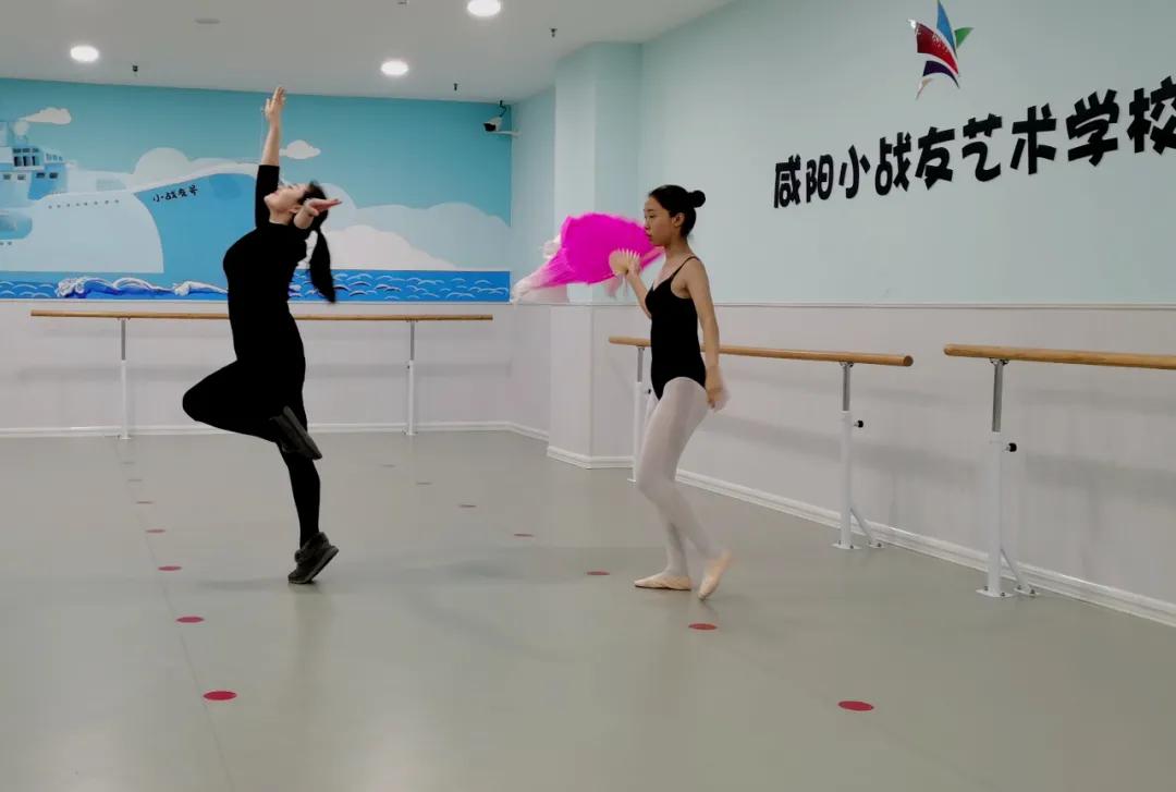 康艺唱护花使者,康艺中国舞