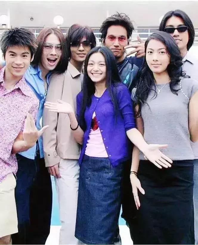 从2000年到2023年的歌最火的,1999年到现在经典歌曲