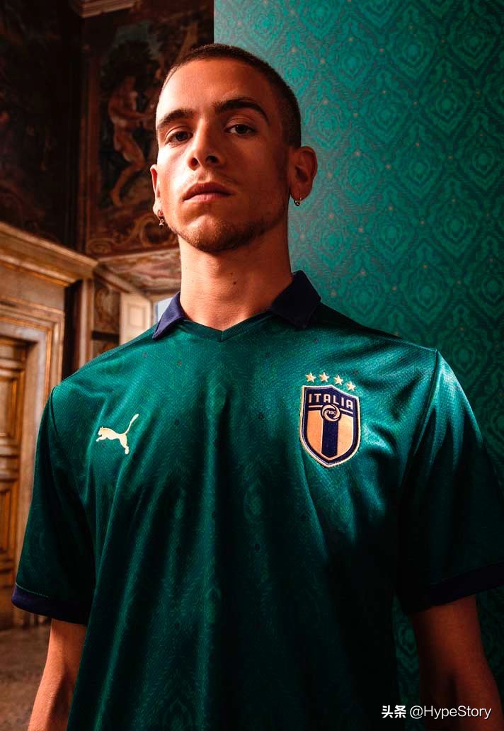 好端端的意大利国家队，怎么“说绿就绿”了呢？