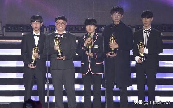 meiko和uzi谁荣誉高,荣誉殿堂meiko