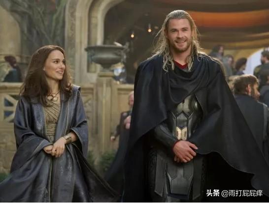 索尔恢复神力一拳轰趴浩克,为什么说索尔可以打响指