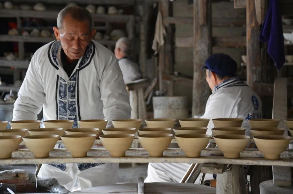 91岁老奶奶打造一座千年瓷宫,80岁老人打造千年瓷宫在哪