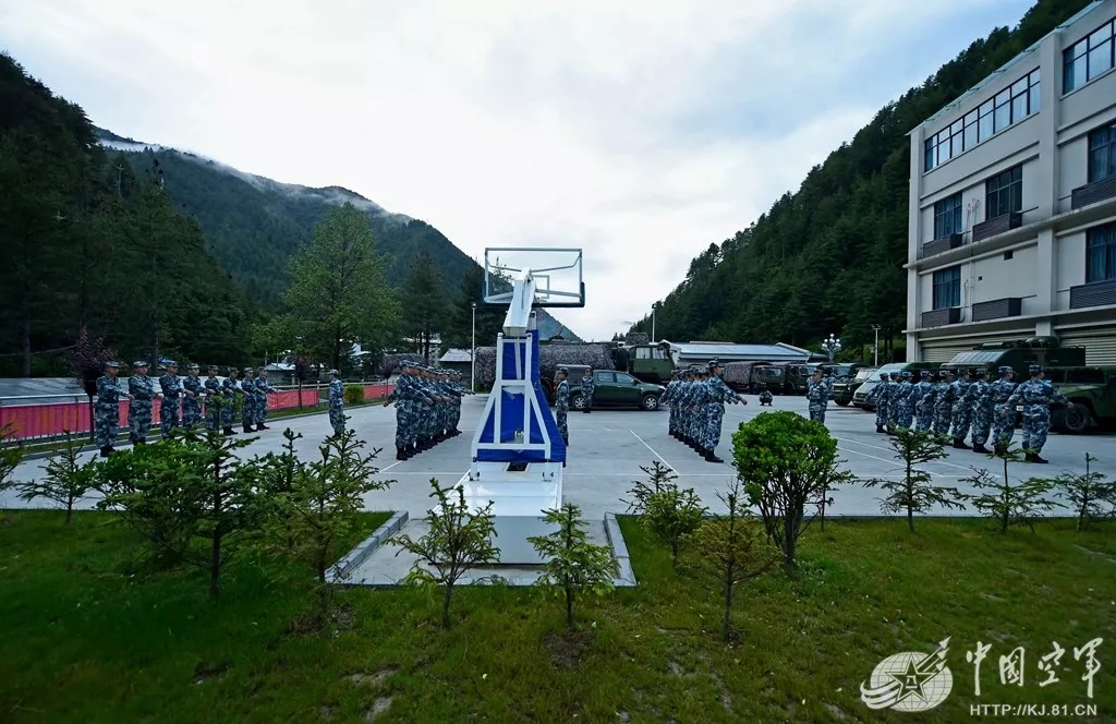 一站两点：雪域雷达兵延续至今的特殊戍边方式