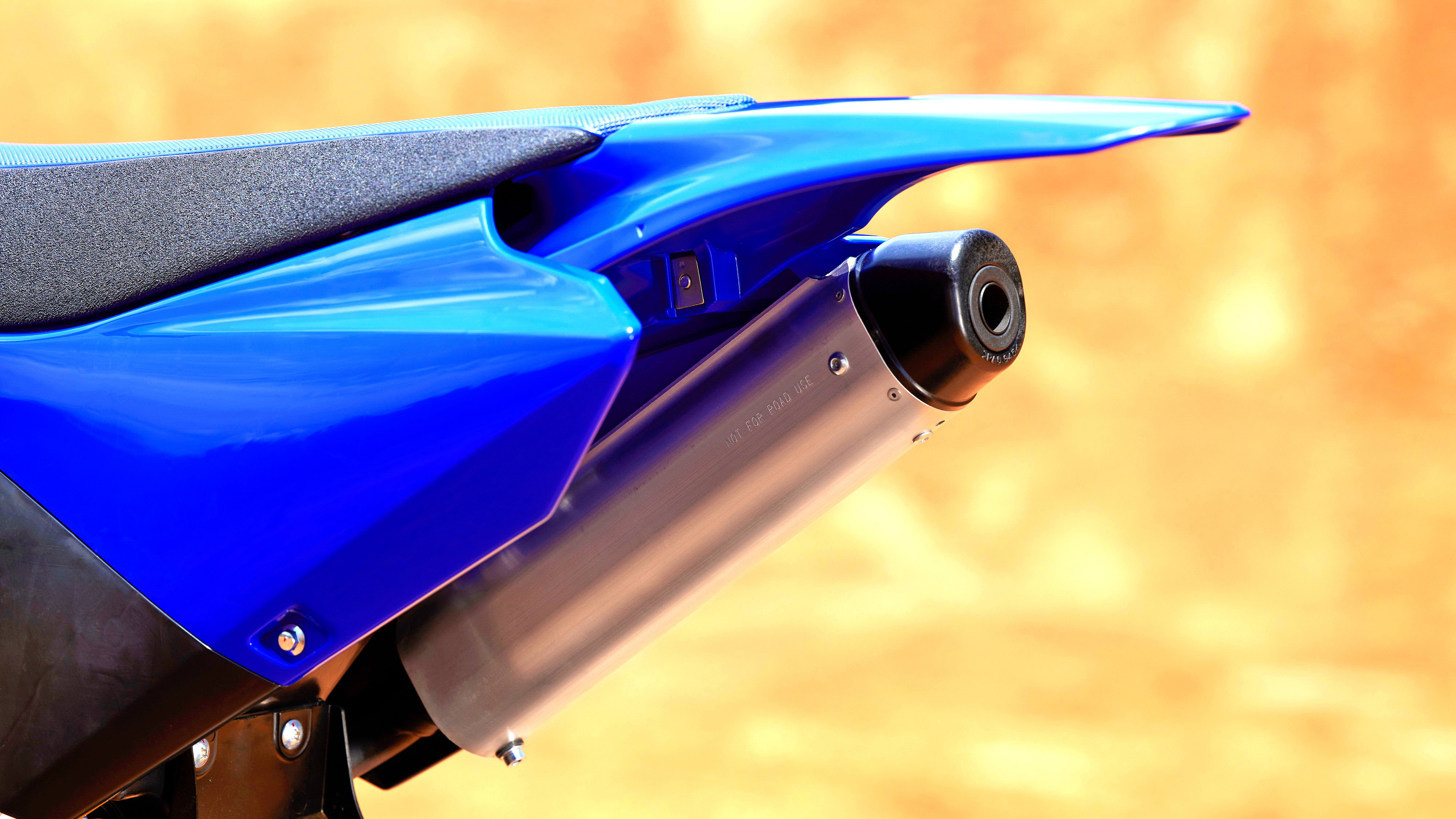 完全颠覆了我对漂移的认识,颠覆了我对比亚迪汽车的认知