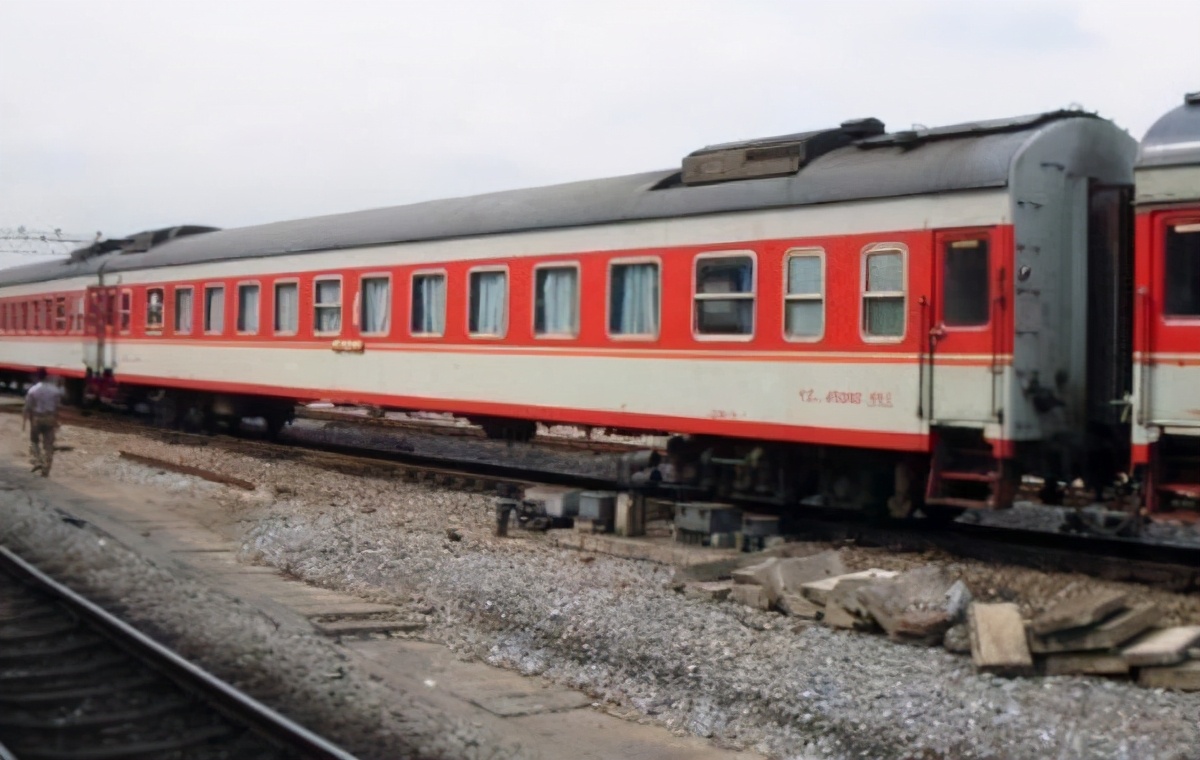 回首10年足球,回顾足坛2017