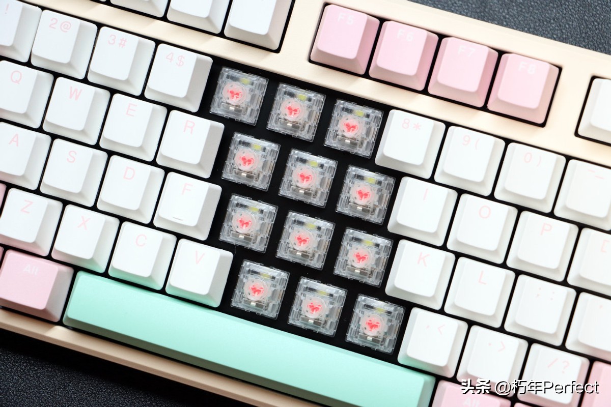 吉利鸭樱桃机械键盘,吉利鸭duckyone2mini机械键盘