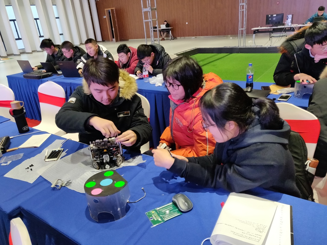 浙大机器人集训,浙江大学机器人训练营