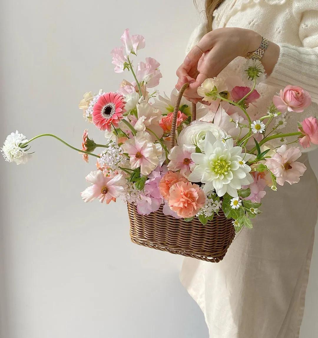 母亲节到了怎么做一束花送给妈妈,母亲节送给妈妈一束花特别简单的