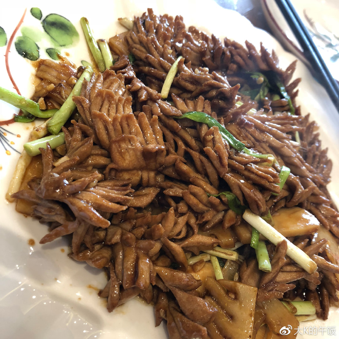 鲁菜泰斗亲传弟子的正宗鲁菜——茗竹鲁菜食府