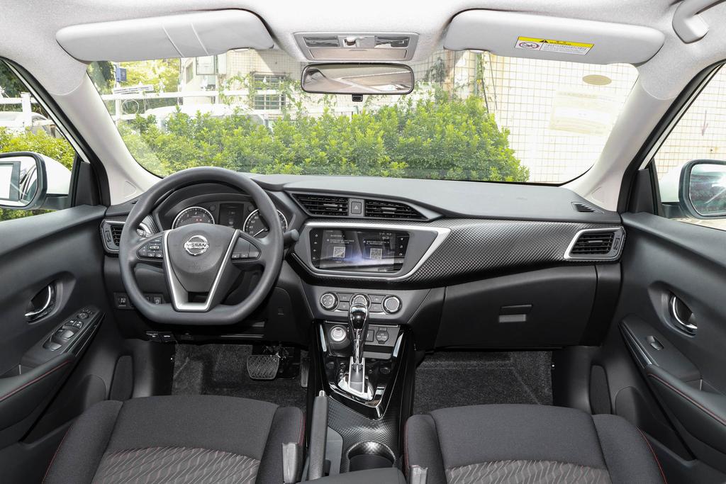 新款蓝鸟还会降价吗,蓝鸟报价蓝鸟落地价格