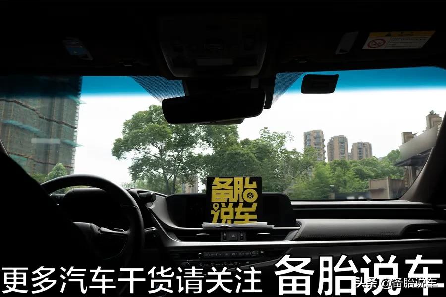 车子有必要贴4s店送的膜吗,买车4s店送的车膜要不要