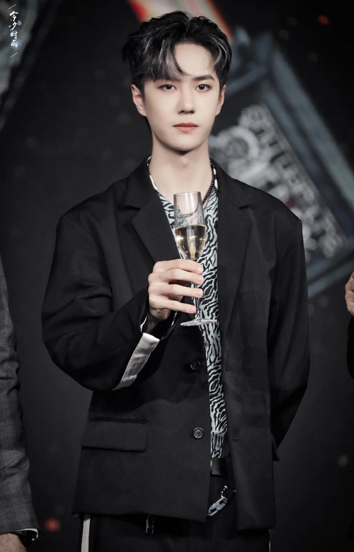 王一博抖音,王一博视频