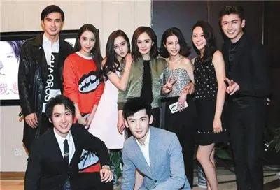 杨幂是不是又回到以前的样子了,杨幂其实大家都不容易互相理解吧