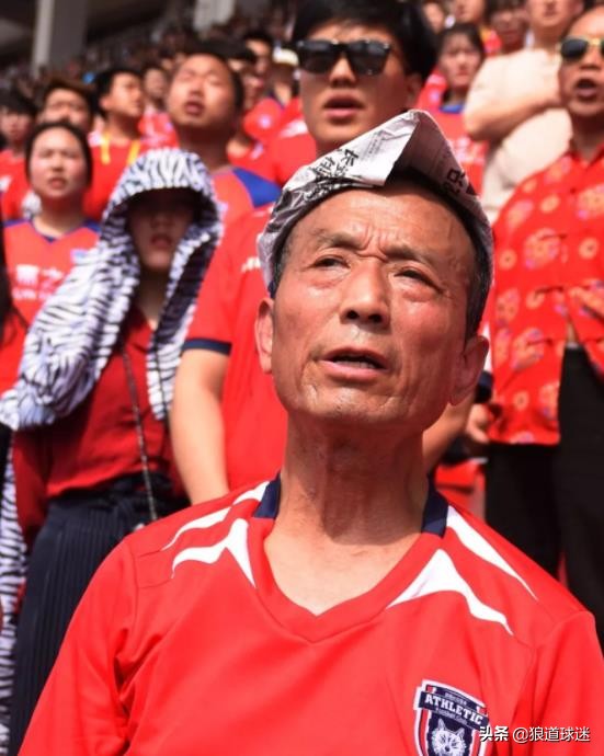 足球如歌,我们只是一个音符