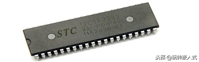 单片机快速入门：12864液晶屏实现多功能数字时钟