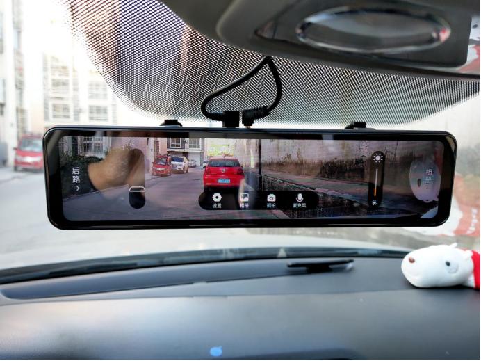 盯盯拍e5行车记录仪防眩光膜,盯盯拍e5行车记录仪夜间效果