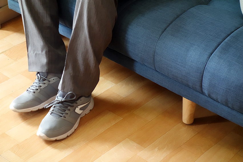 小户型布艺棉麻沙发床,新中式实木布艺沙发床