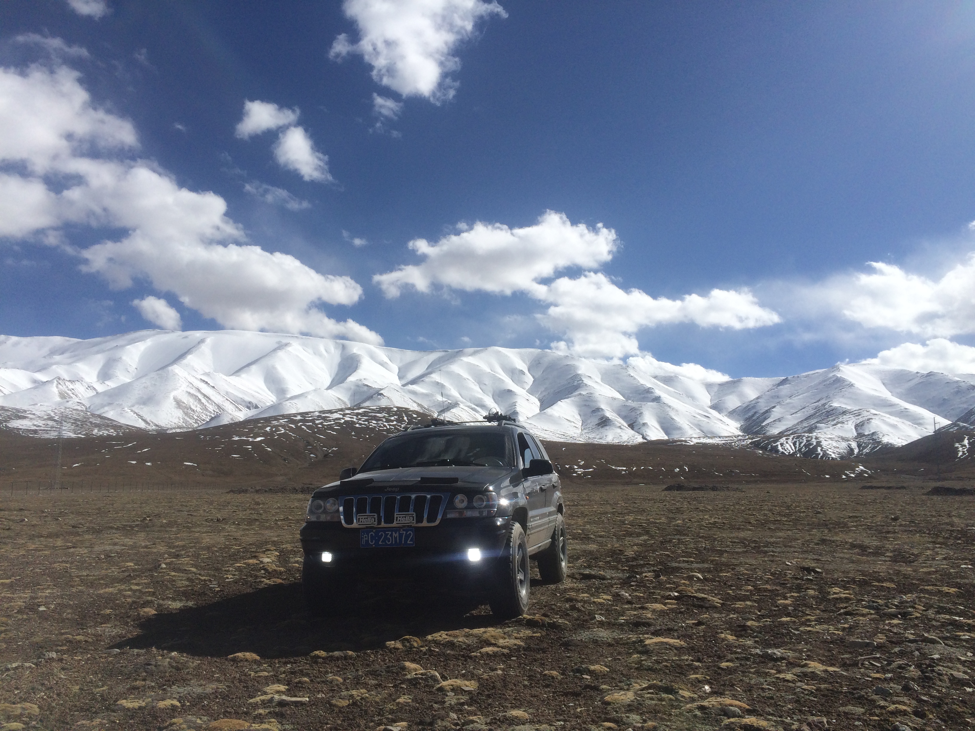 在国内生不逢时的第二代大切诺基WJ，还记得他么？他陪我走遍天涯