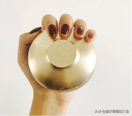 被李佳琦“吹上天”娇兰，只“有钱人”能用，没钱用后2款也不差