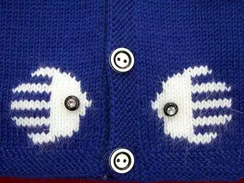 给女宝宝织坎肩的教程,简单坎肩的编织视频教程全集