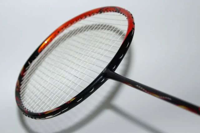 进攻型羽毛球拍10大排名,进攻型羽毛球拍推荐排行榜前十名
