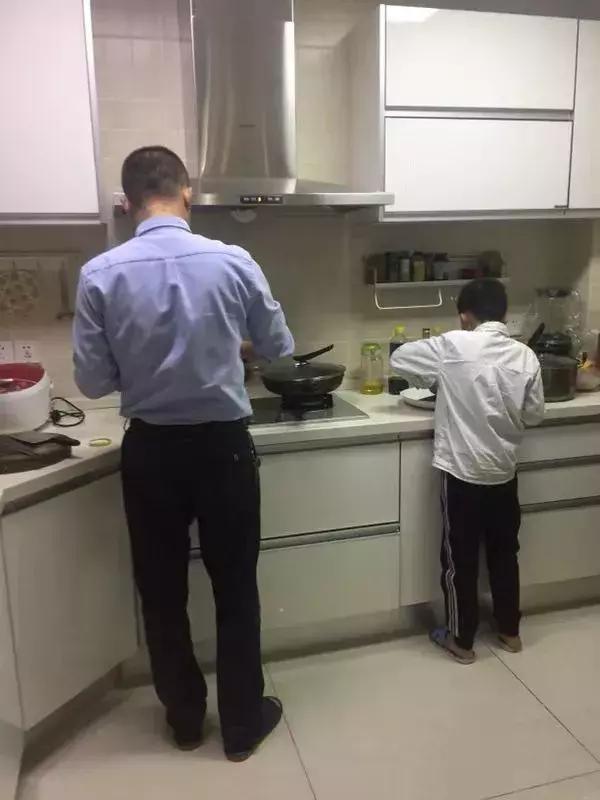 会画画！会做饭！会调酒！江阴这个四年级的小朋友不得了！「吃香喝辣」来作客