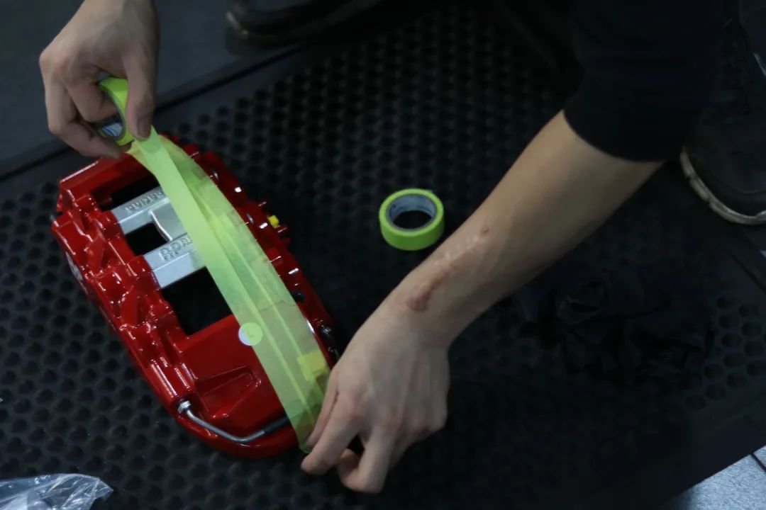 怪兽改造跑车视频,宝马f20120改装