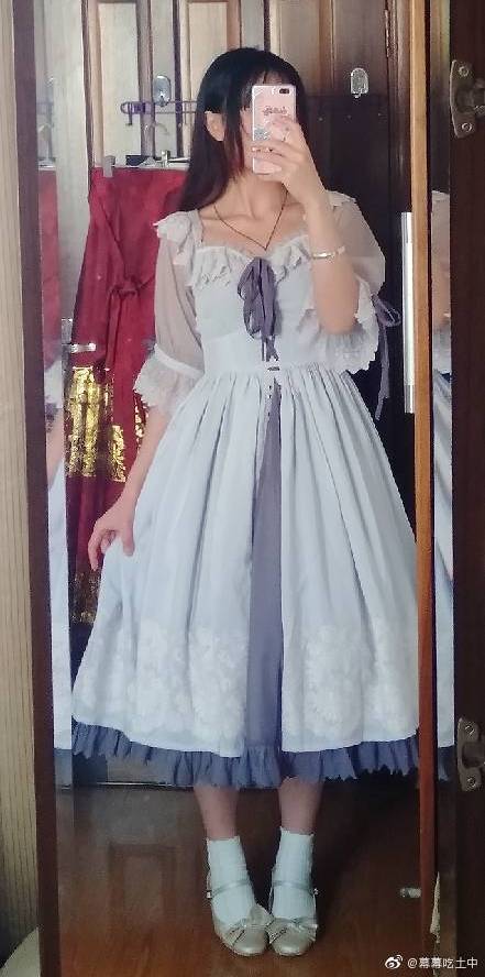 穿上小裙子就是美好的春天,穿上春天的裙子