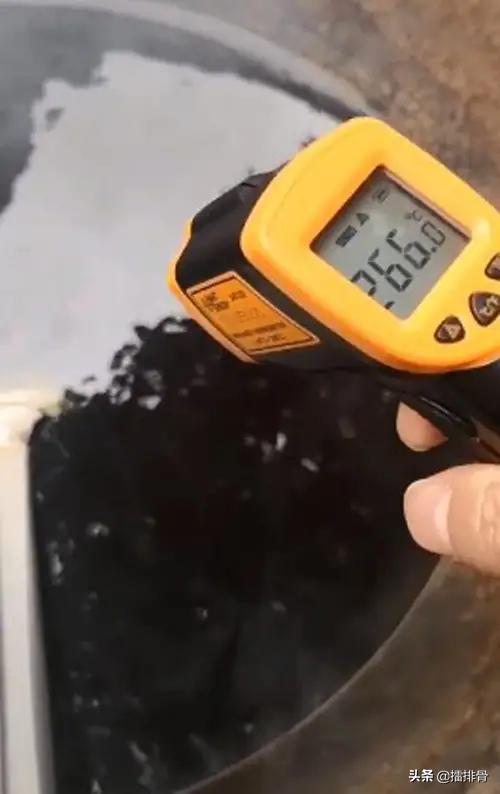 正宗川味冷菜红油的做法,四川冷吃红油的做法