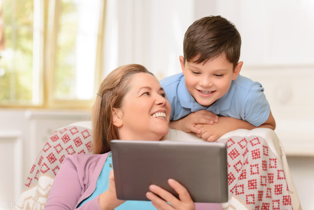 和孩子沟通孩子不愿意说话,孩子不愿意和家长沟通交流怎么办