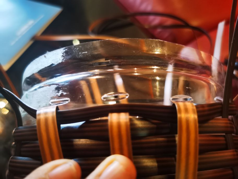 废旧塑料瓶做花盆过程,废旧塑料瓶制作花盆的视频