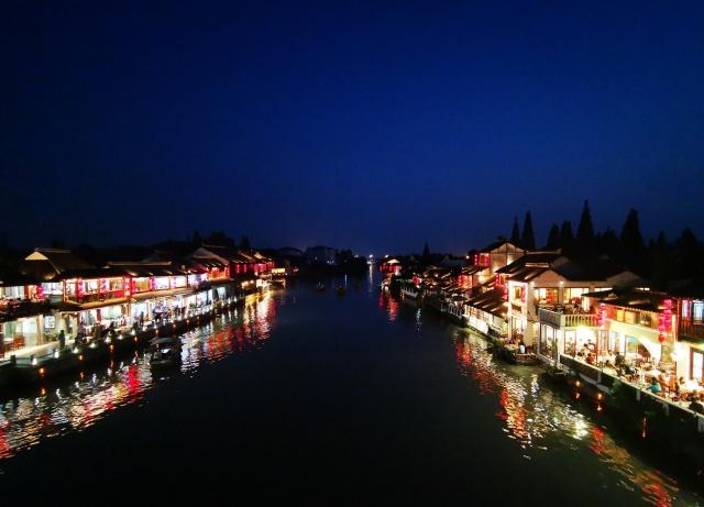 上海朱家角古镇值得游玩么,上海朱家角古镇离湖州远么