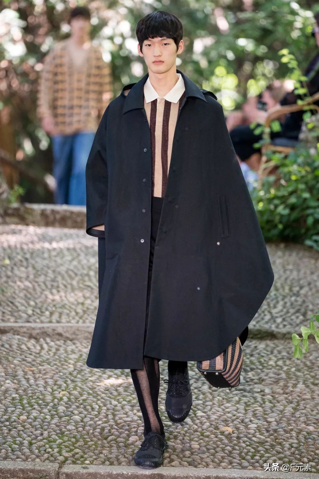 fendi2018春夏男装设计,fendi男装2022春夏裤子