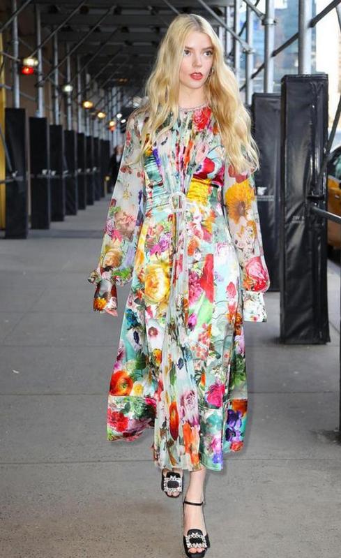 上衣设计感小众夏季薄款雪纺,夏天上衣短袖雪纺不粘身