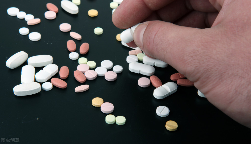 癌痛患者怎样使用*啡吗**控（缓）释片、芬太尼透皮贴、羟考酮控释片