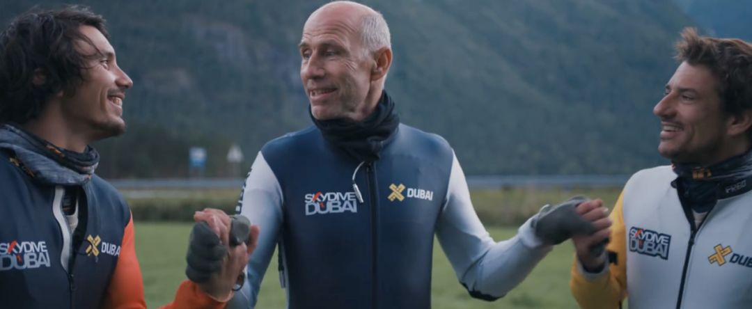 迪拜小飞机,迪拜黄色小飞机