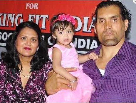 wwe巨人卡里最萌身高差,印度巨人卡里