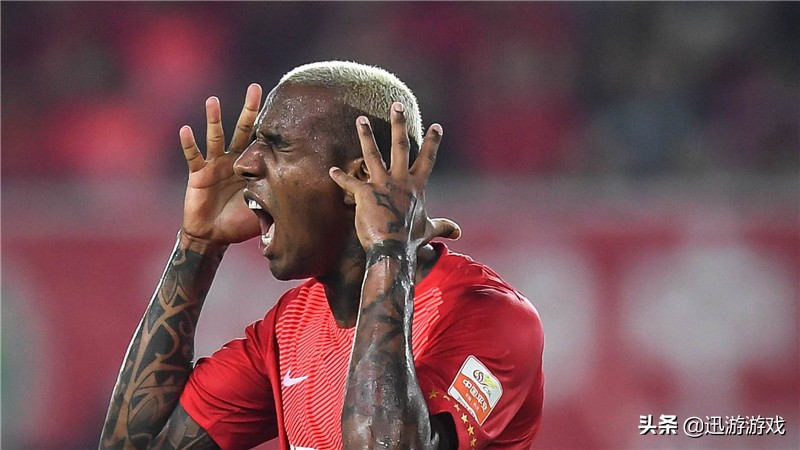 实况足球广州恒大勇夺亚冠,塔利斯卡到底是中锋还是前腰