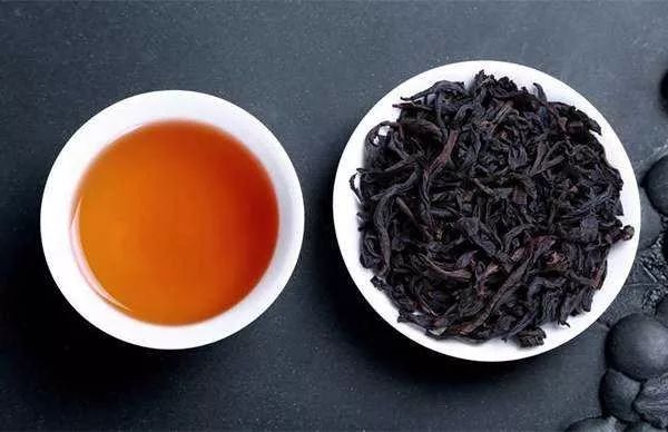 茶可以用壶煮为什么不能一直泡着,茶叶泡和煮有什么区别